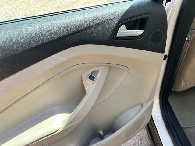 2013 Ford C-Max SEL - Photo 14