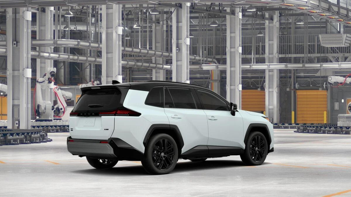 New 2026 Wind Chill Pearl With Midnight Black  Roof Toyota XSE image 10