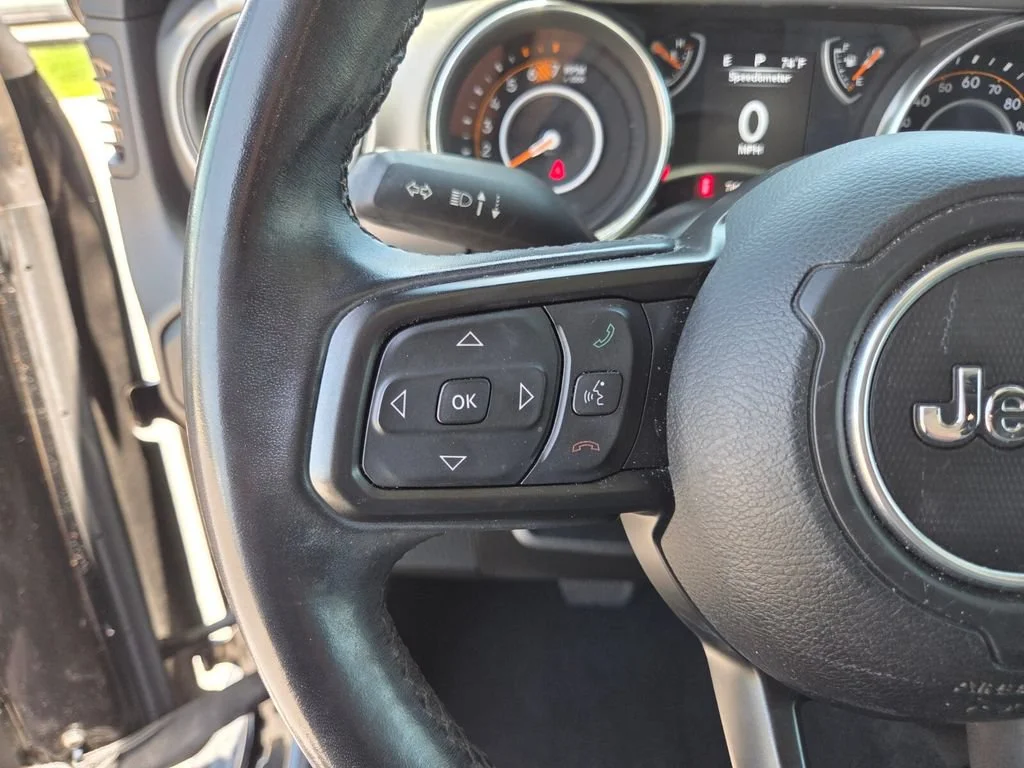 Used 2021 Black Clearcoat Jeep Sport S image 31
