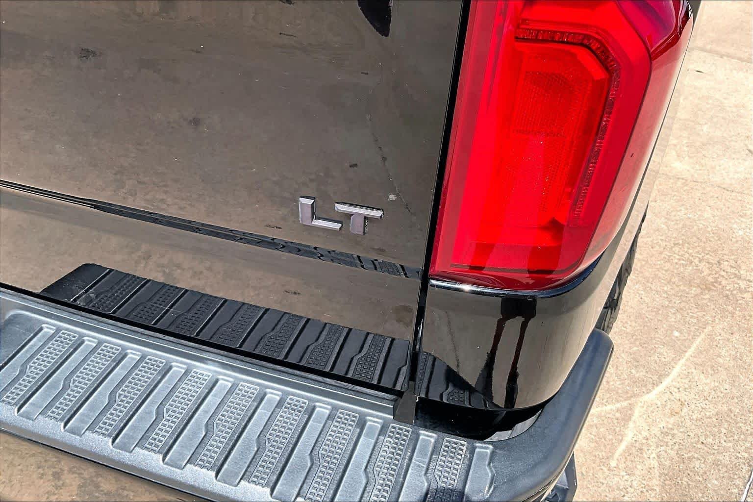 Used 2020 Black Chevrolet LT Trail Boss image 9