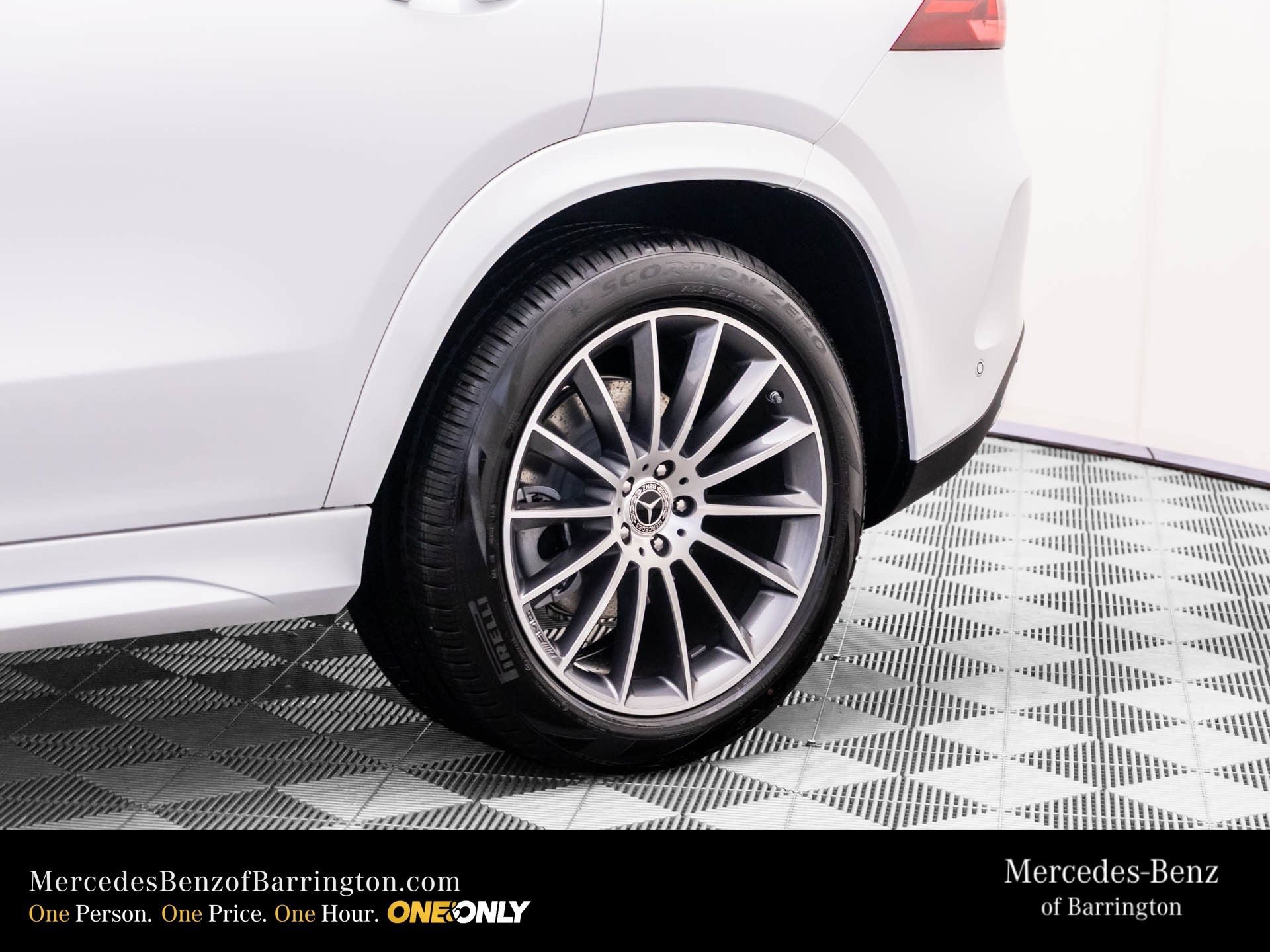 New 2026 MANUFAKTUR Moonlight White Metallic Mercedes-Benz GLE 350 image 80