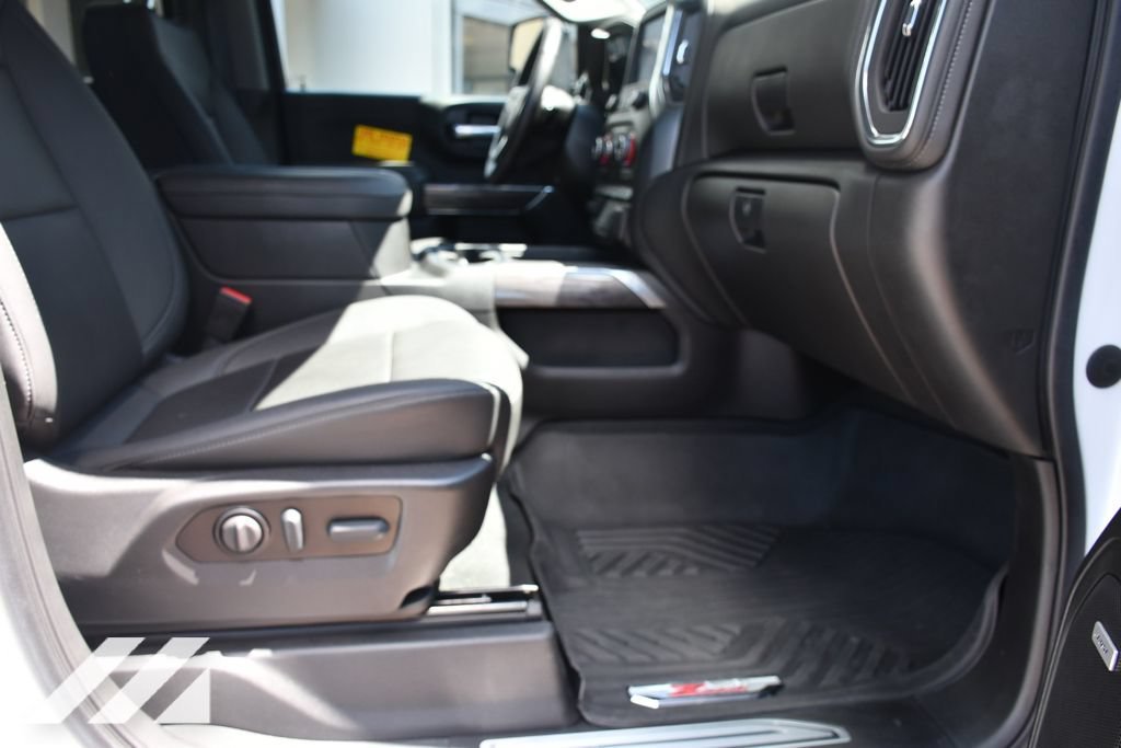 Used 2022 Summit White Chevrolet LTZ image 27