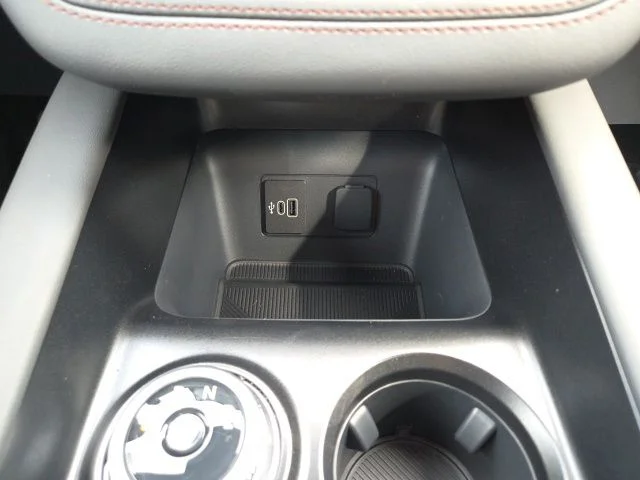 New 2027 Gray Ford 4DR 4WD ACTIVE image 24