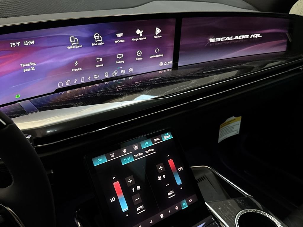 2026 Cadillac Escalade IQL Luxury - Photo 17