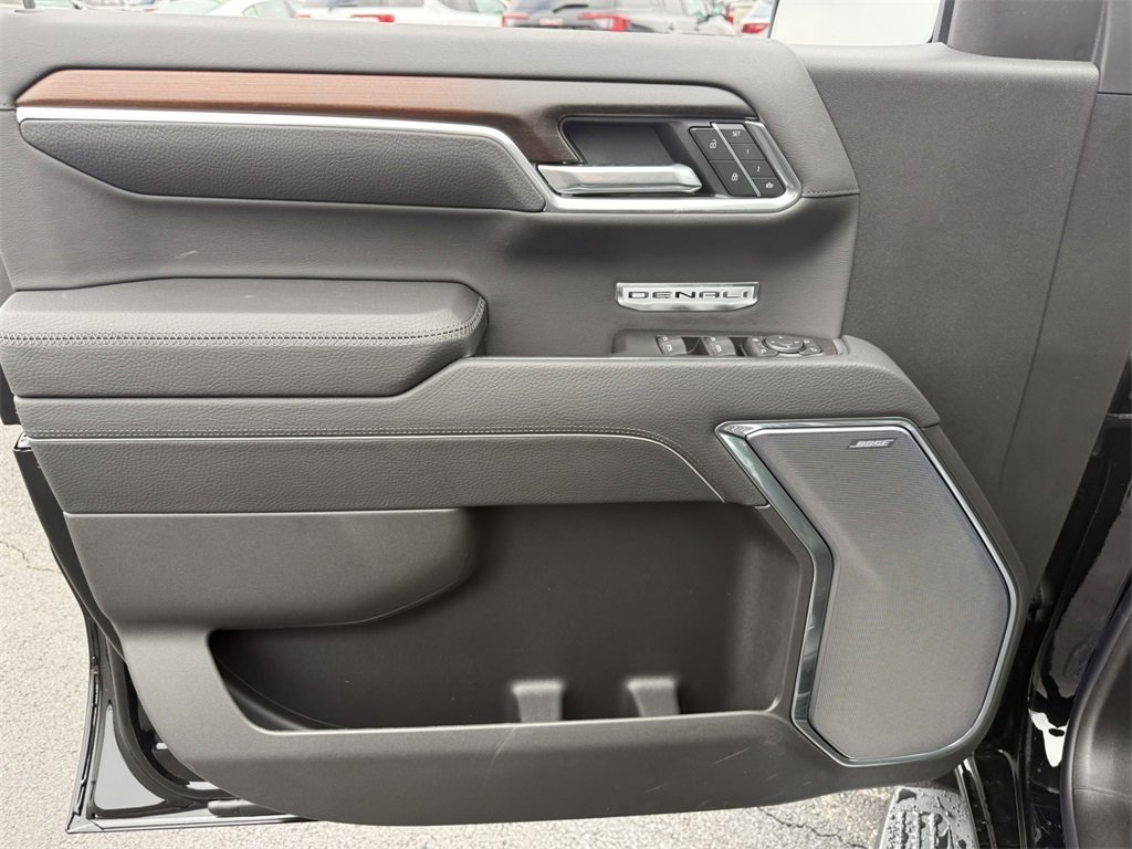 2026 GMC SIERRA - Image 13