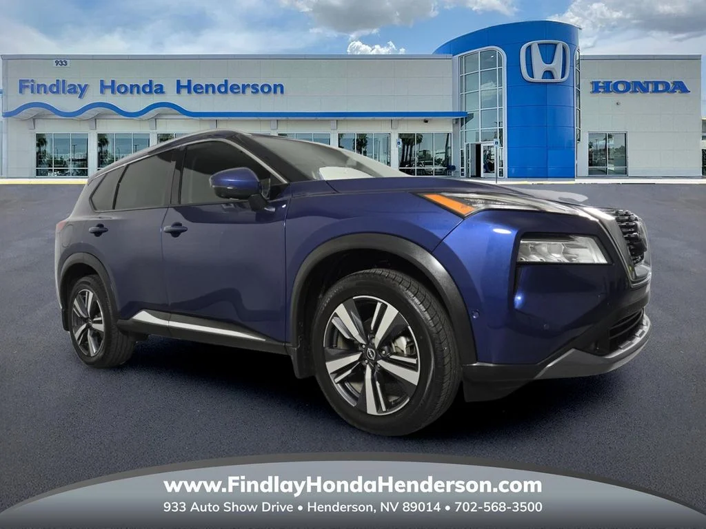 Used 2022 Caspian Blue Metallic Nissan SL image 1