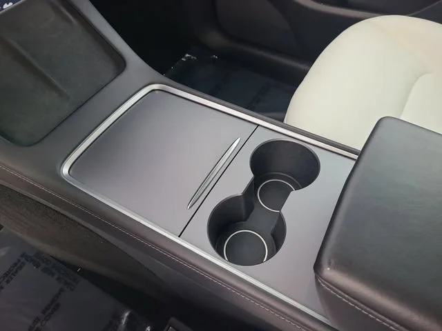 Used 2022 Red Tesla Performance image 33