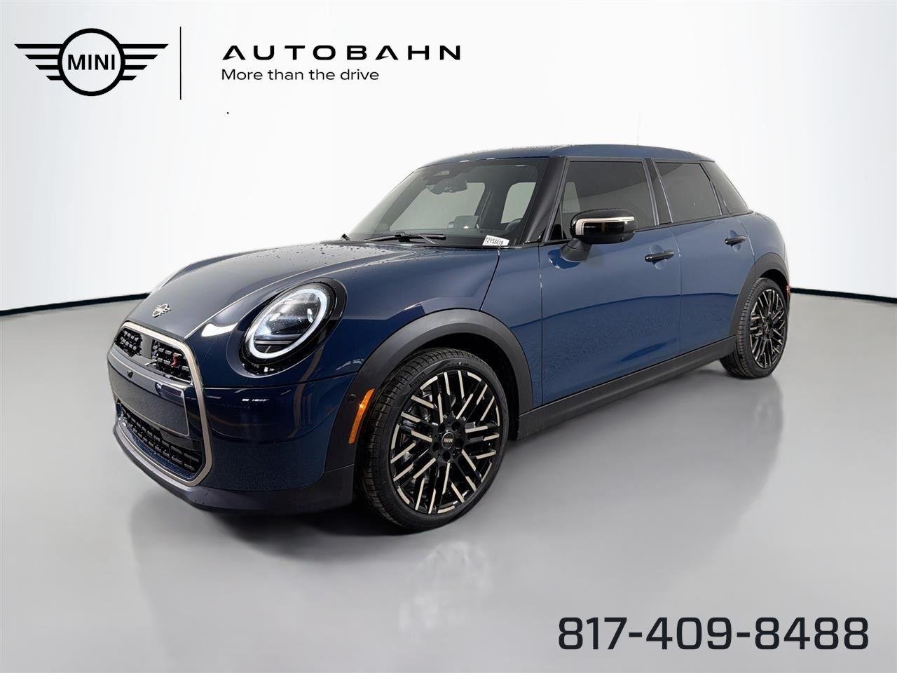 2026 MINI Hardtop Cooper S's photo