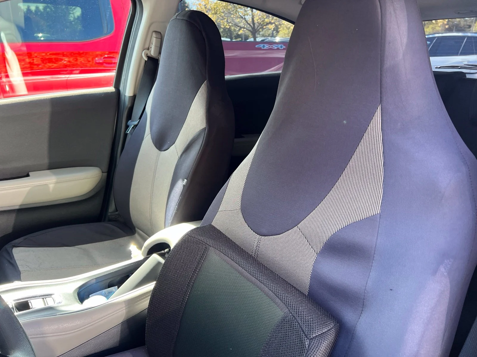 Used 2019 Lunar Silver Metallic Honda LX image 8