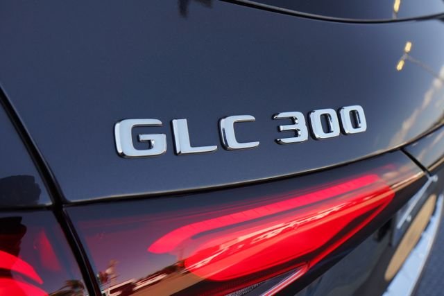 New 2026 Graphite Grey Metallic Mercedes-Benz GLC 300 image 12
