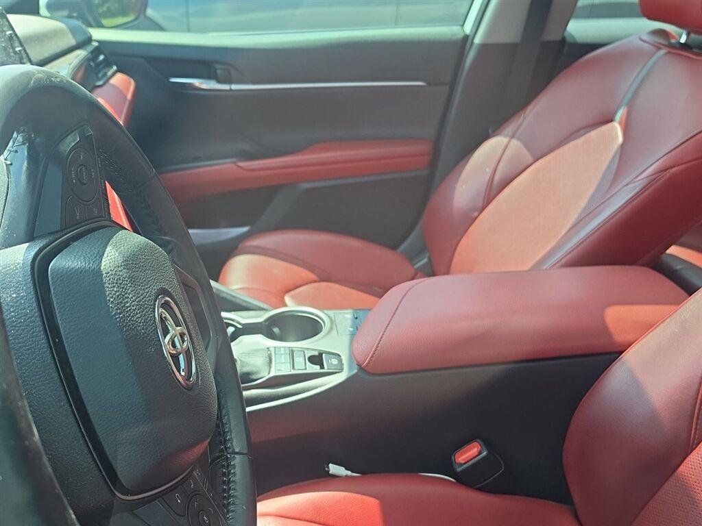 Used 2021 Wind Chill Pearl Toyota XSE image 5