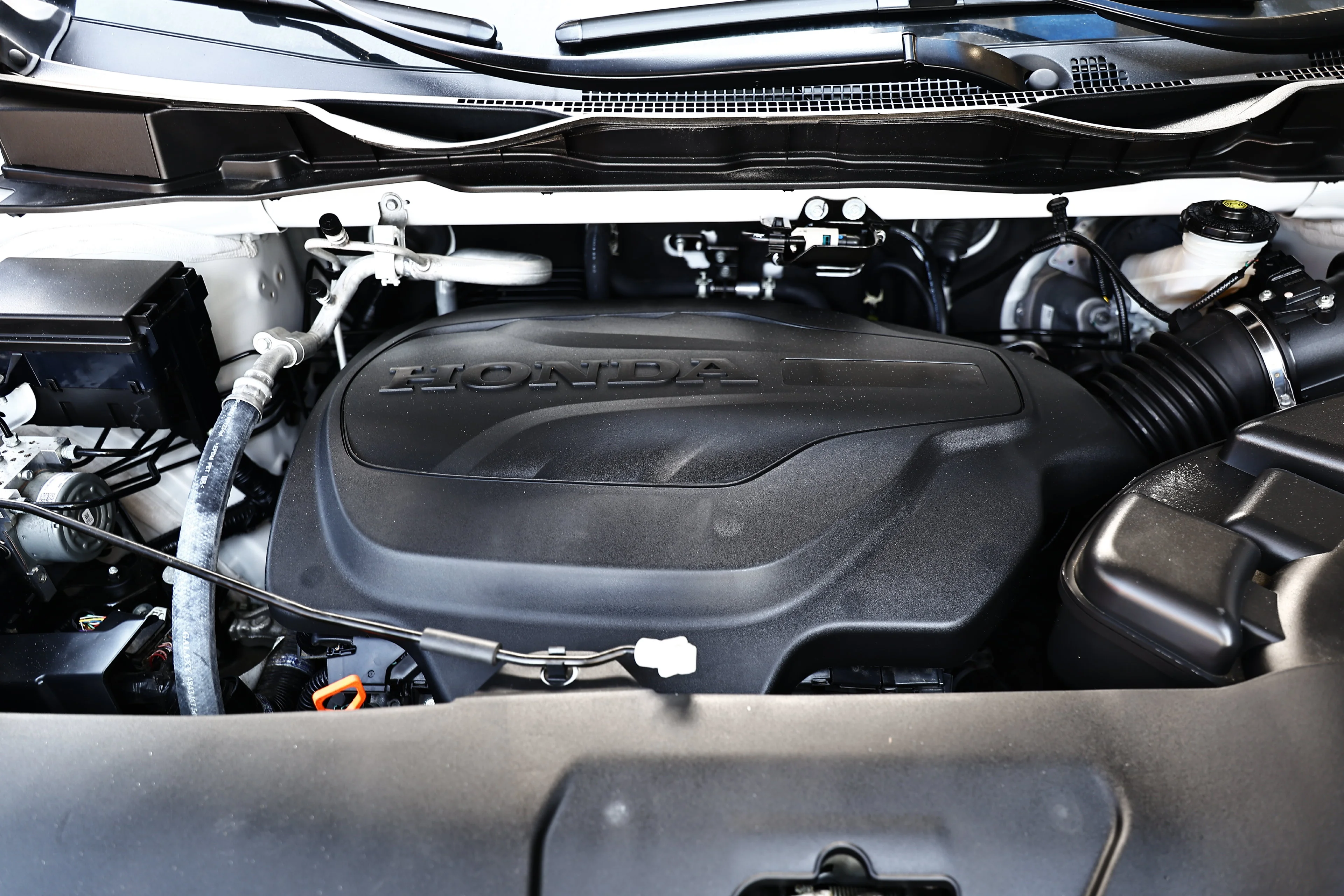 Used 2024 Platinum White Honda EX-L image 29