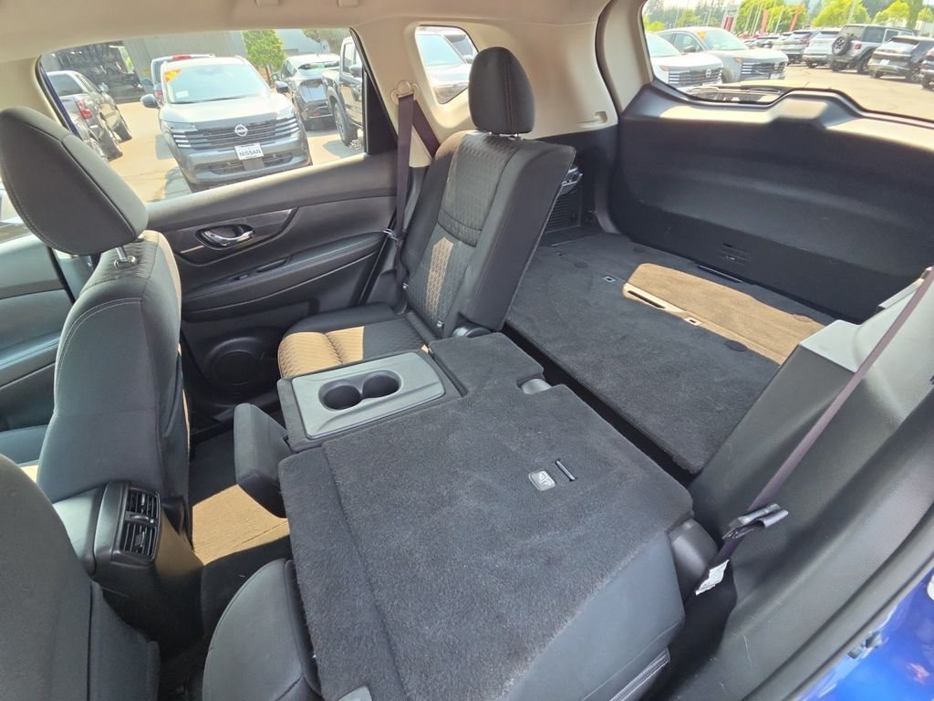 Used 2017 Blue Nissan SV image 20