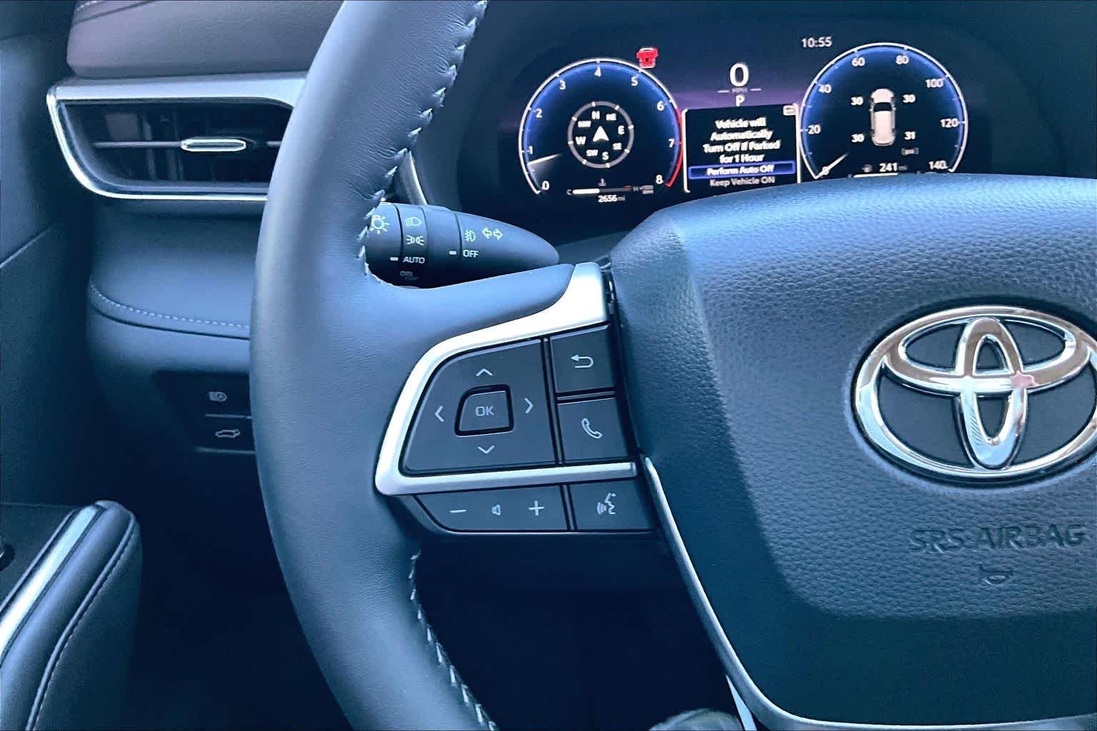 Used 2026 Wind Chill Pearl Toyota Platinum image 24