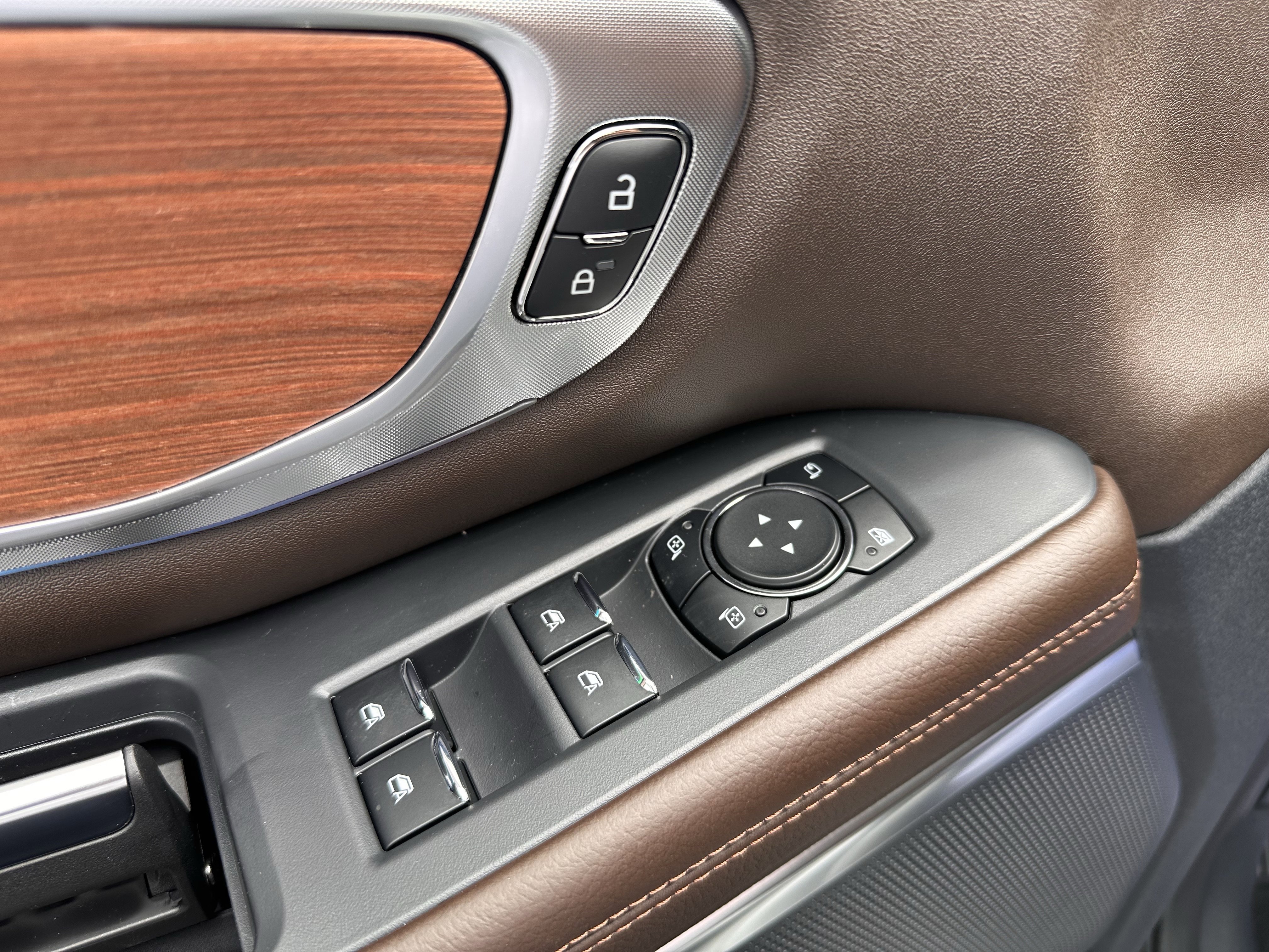 New 2026 Star White Metallic Tri-Coat Ford King Ranch® image 20