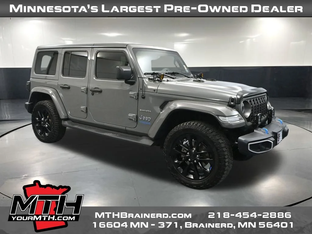2022 Jeep Wrangler Sahara 4XE's photo