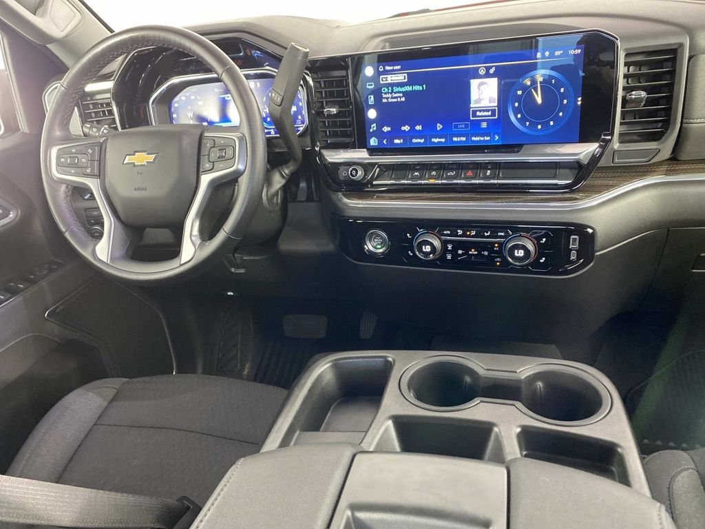 Used 2022 Red Chevrolet LT image 13