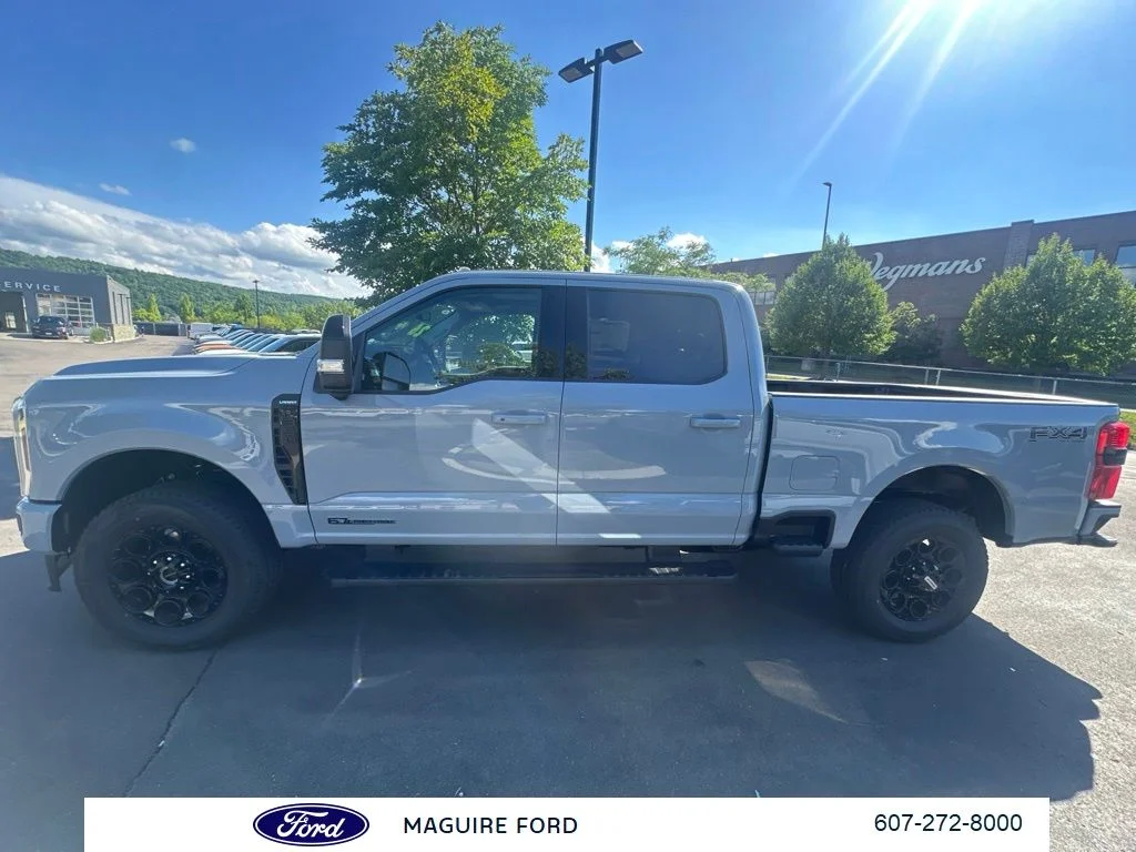 New 2026 Gray Ford Lariat image 7