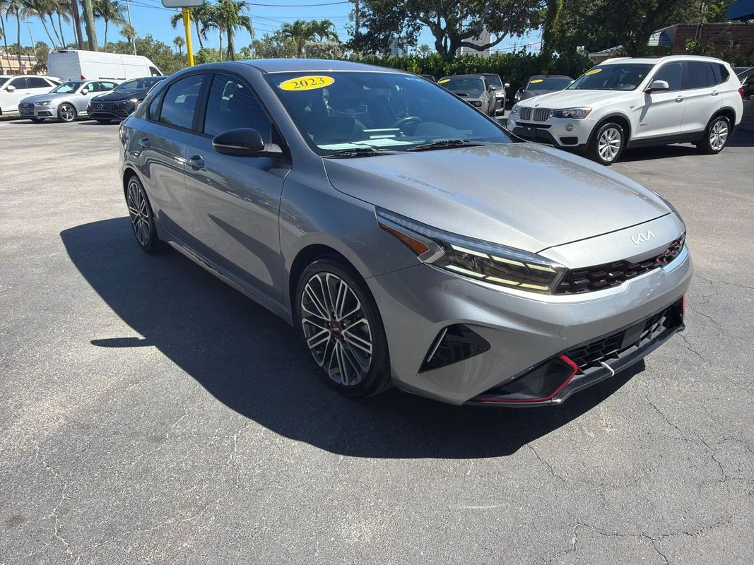 Used 2023 Gray Kia GT image 7