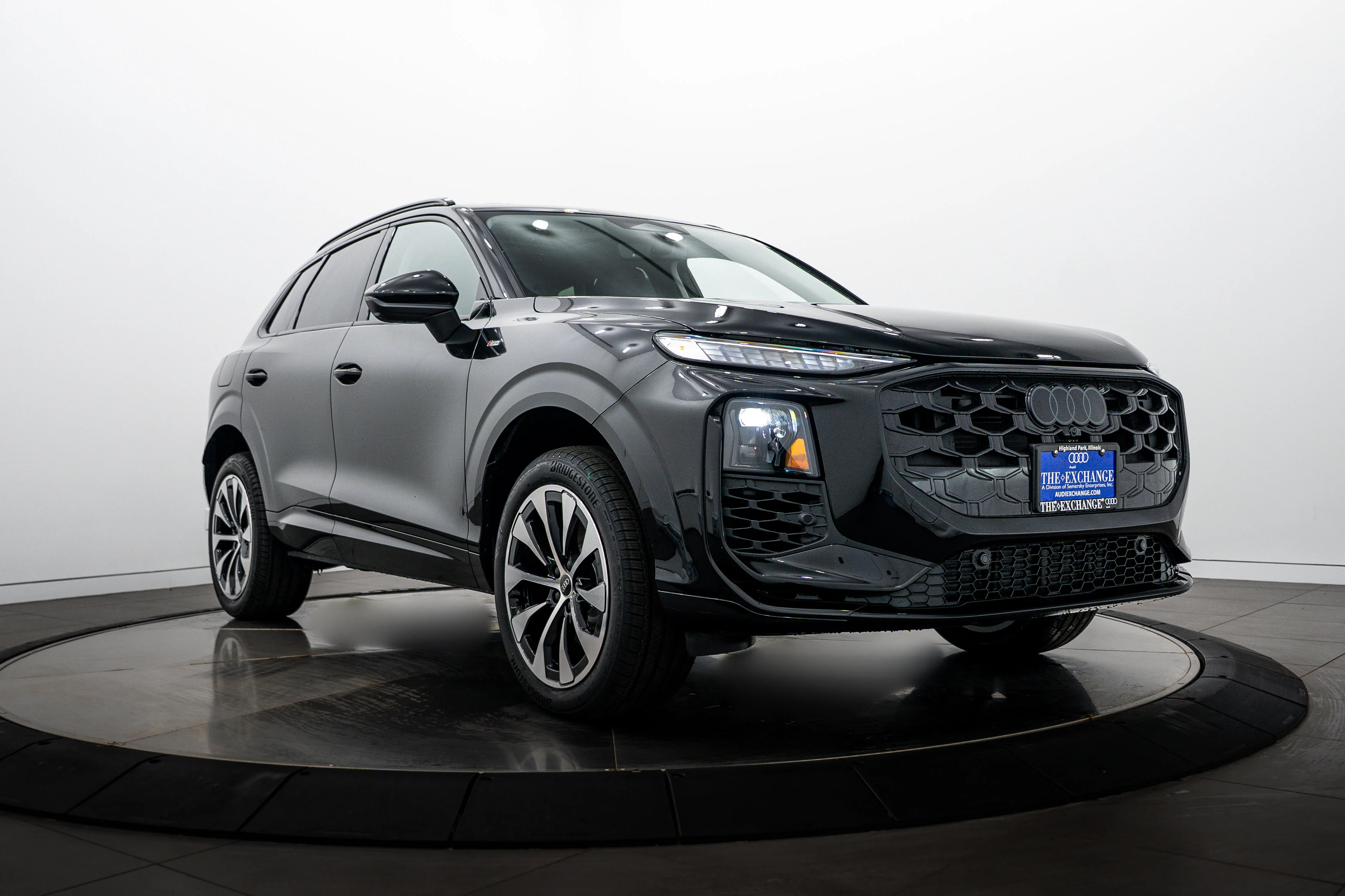 2026 Audi Q3 S line quattro's photo
