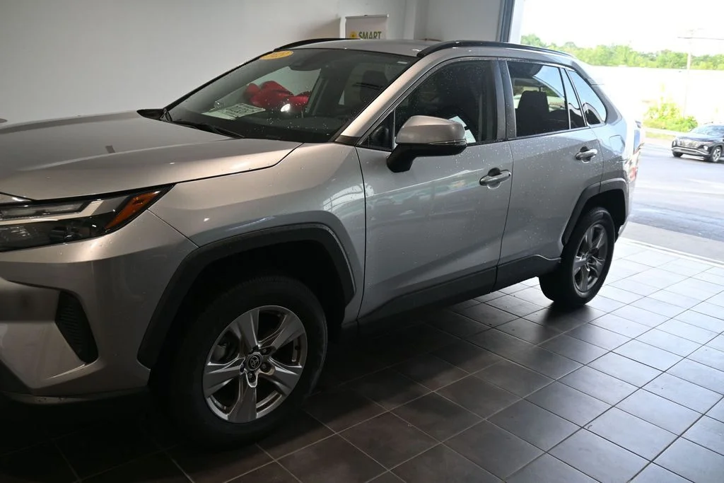 Used 2023 Silver Toyota XLE image 2
