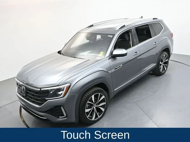 Used 2024  Volkswagen 2.0T SEL Premium R-Line image 24
