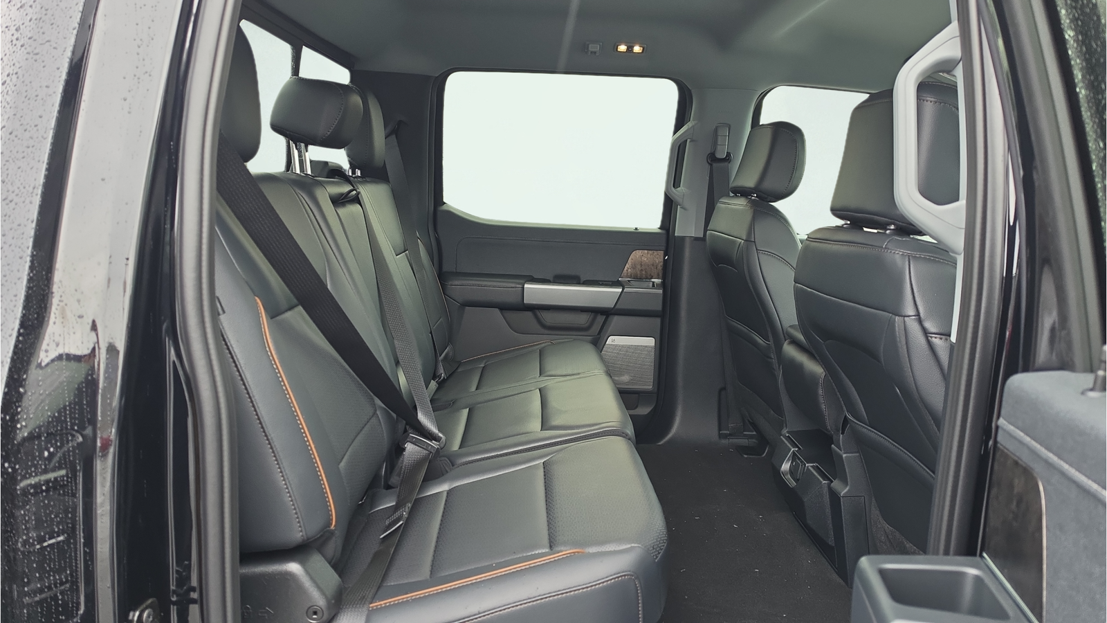 New 2026 Agate Black Metallic Ford F-350® Lariat® image 20