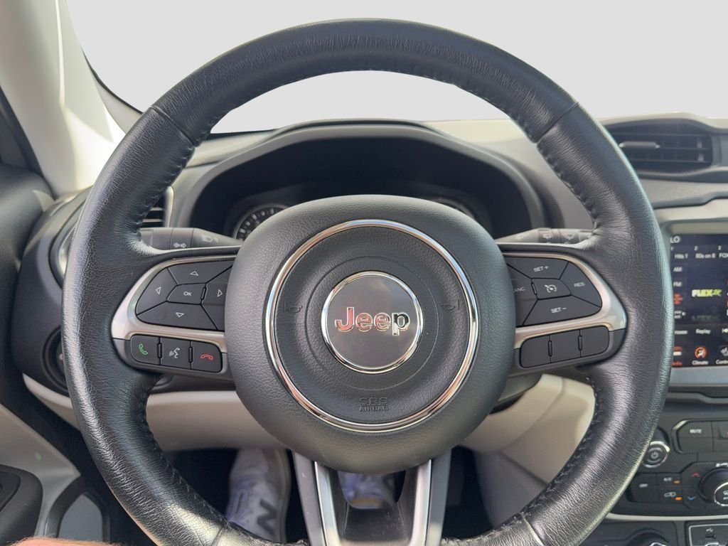 Used 2022 Gray Jeep Limited image 15