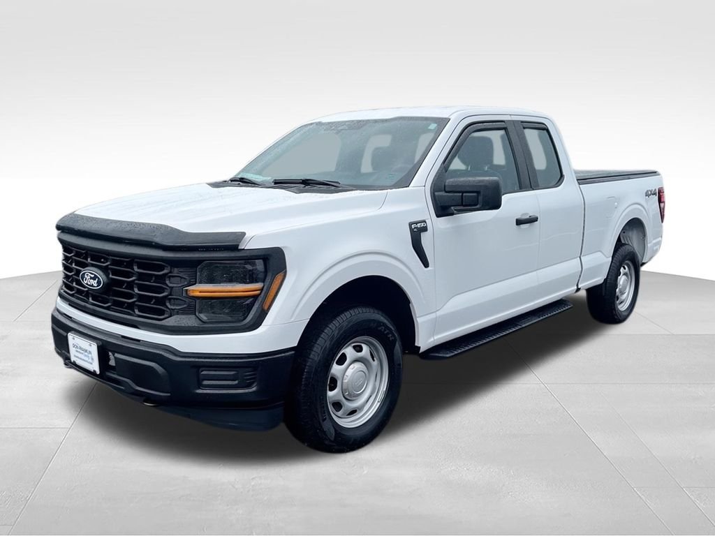 Used 2024 White Ford XL image 4