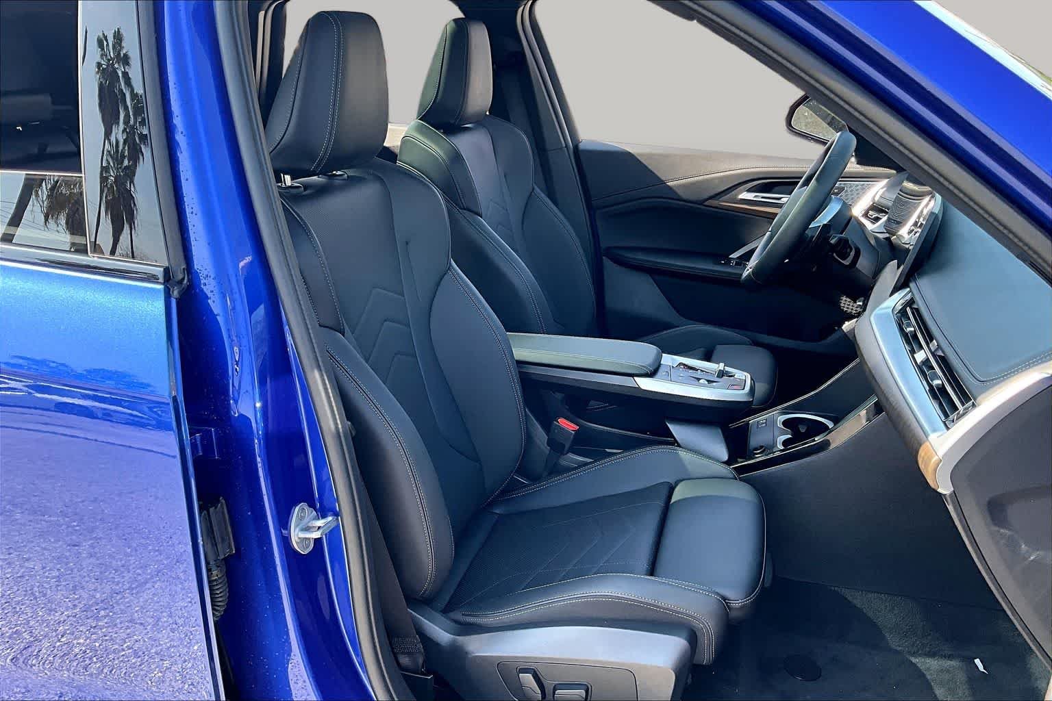 Used 2025 Portimao Blue Metallic BMW xDrive28i image 8