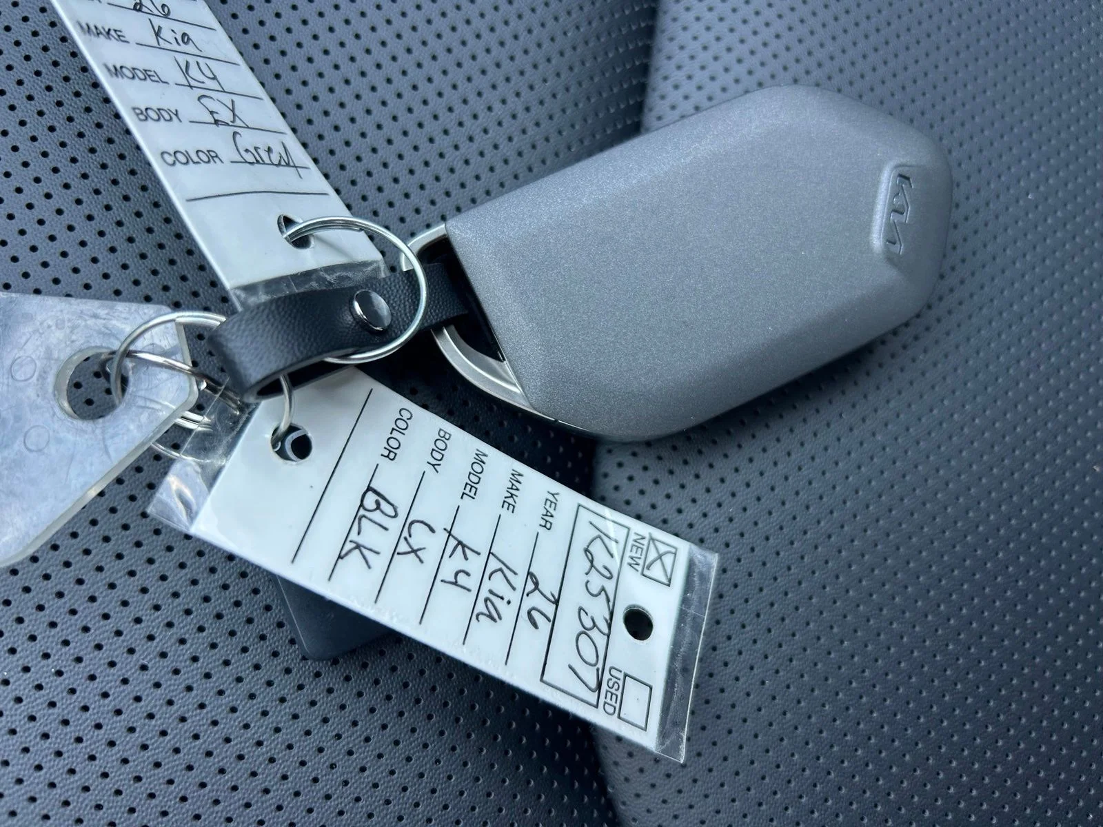 New 2026 Gray Kia EX image 21