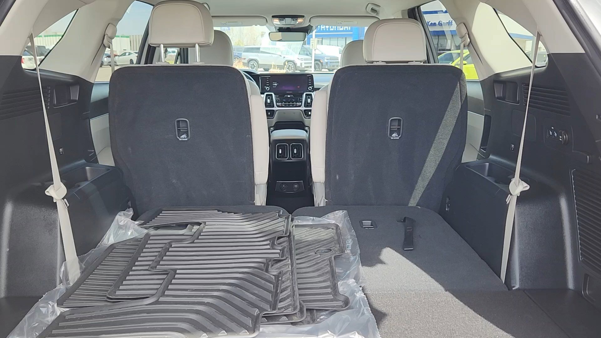 2023 Kia Sorento EX Hybrid - Photo 19