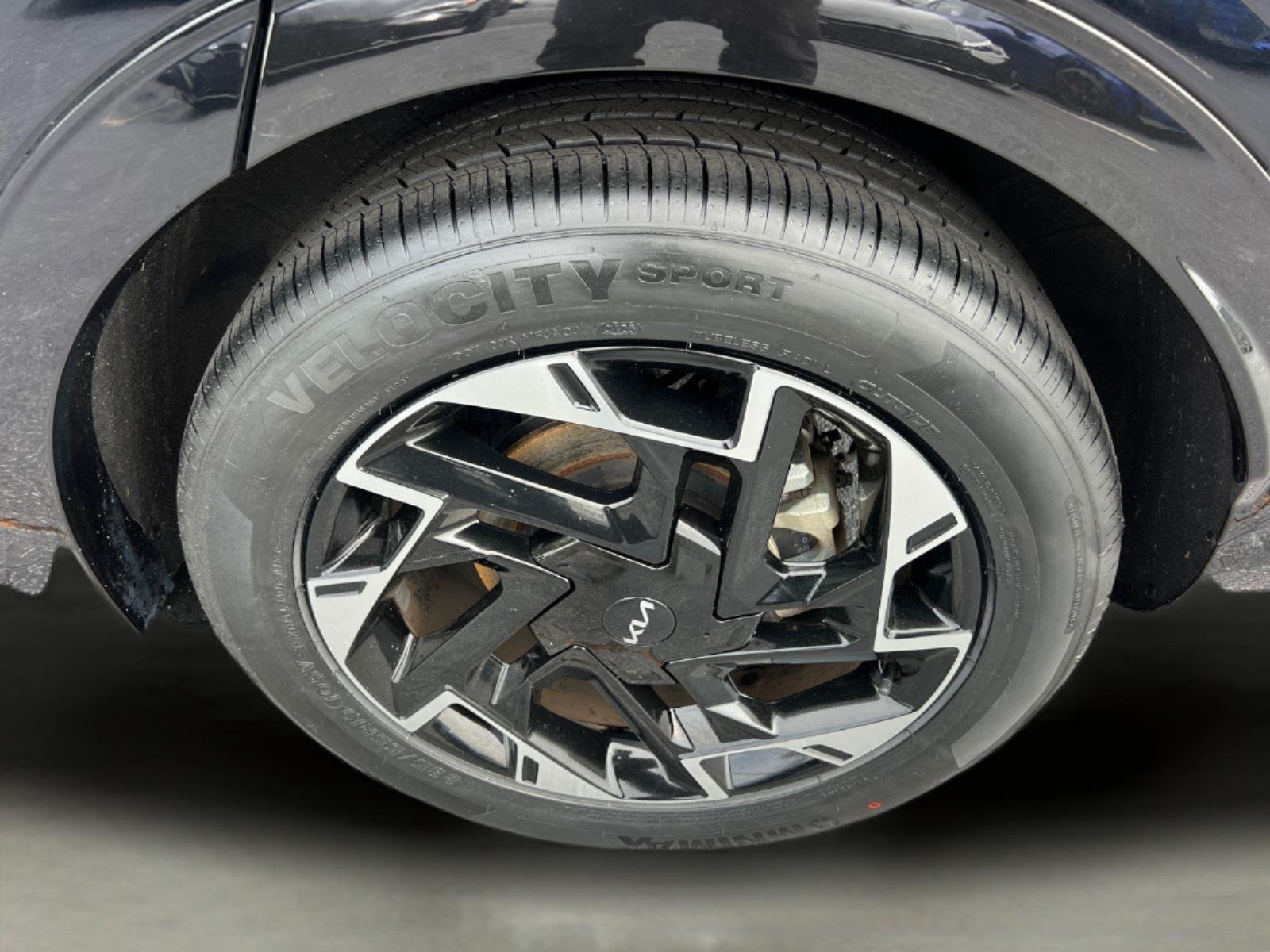 Used 2025 Ebony Black Kia SX-Prestige image 36