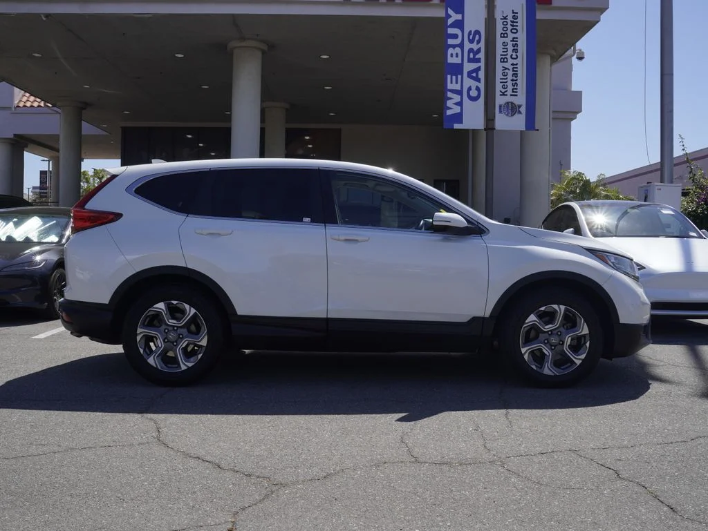Used 2018 White Honda EX-L image 2