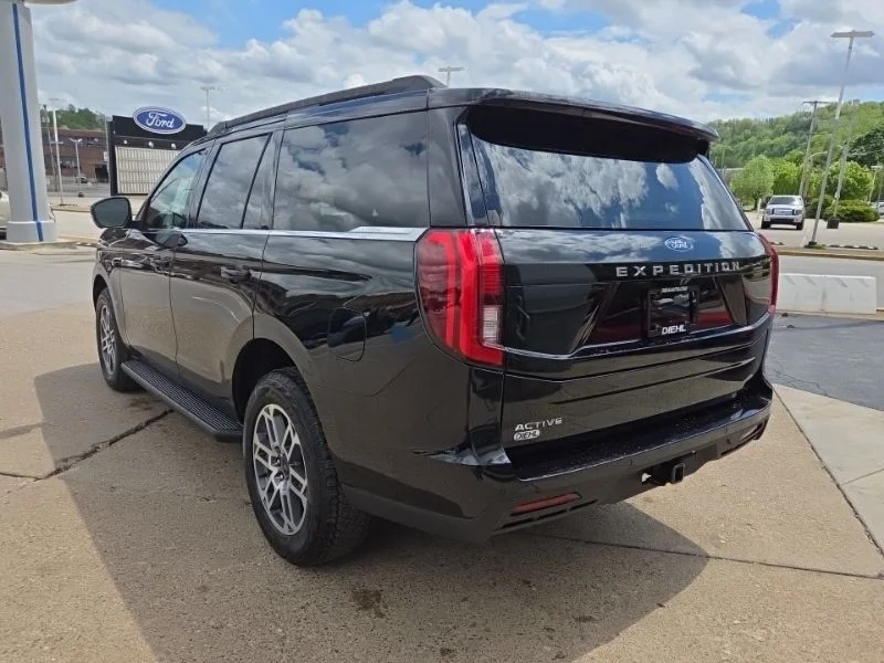 New 2026 Agate Black Metallic Ford Active image 5