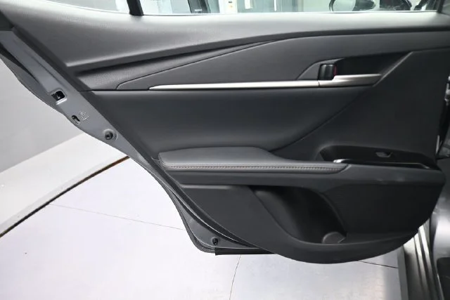 Used 2026  Toyota XLE image 18