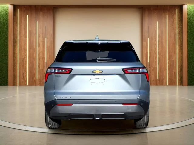 New 2026 Sterling Gray Metallic Chevrolet LT image 27