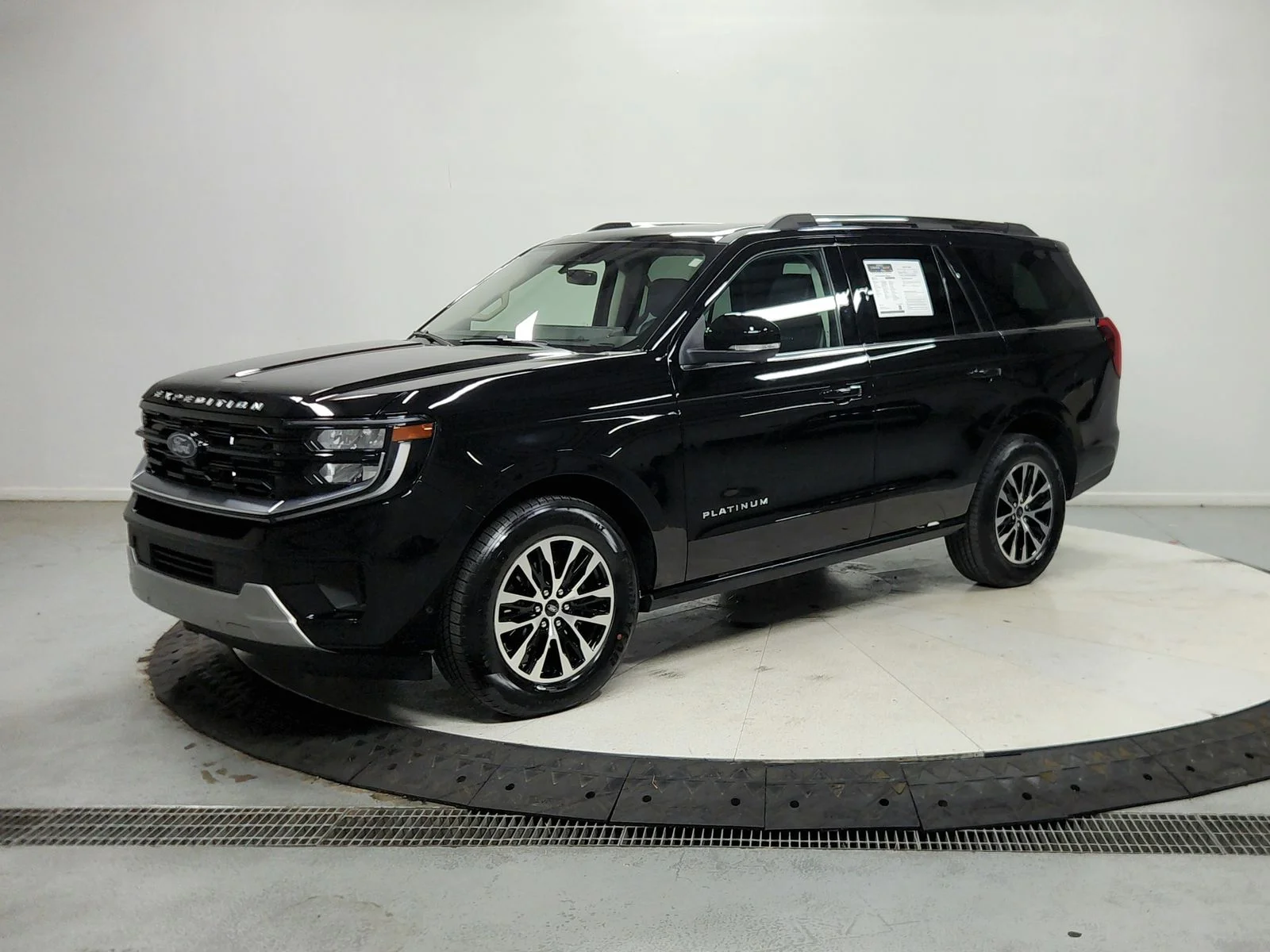Used 2025 Black Ford Platinum image 4