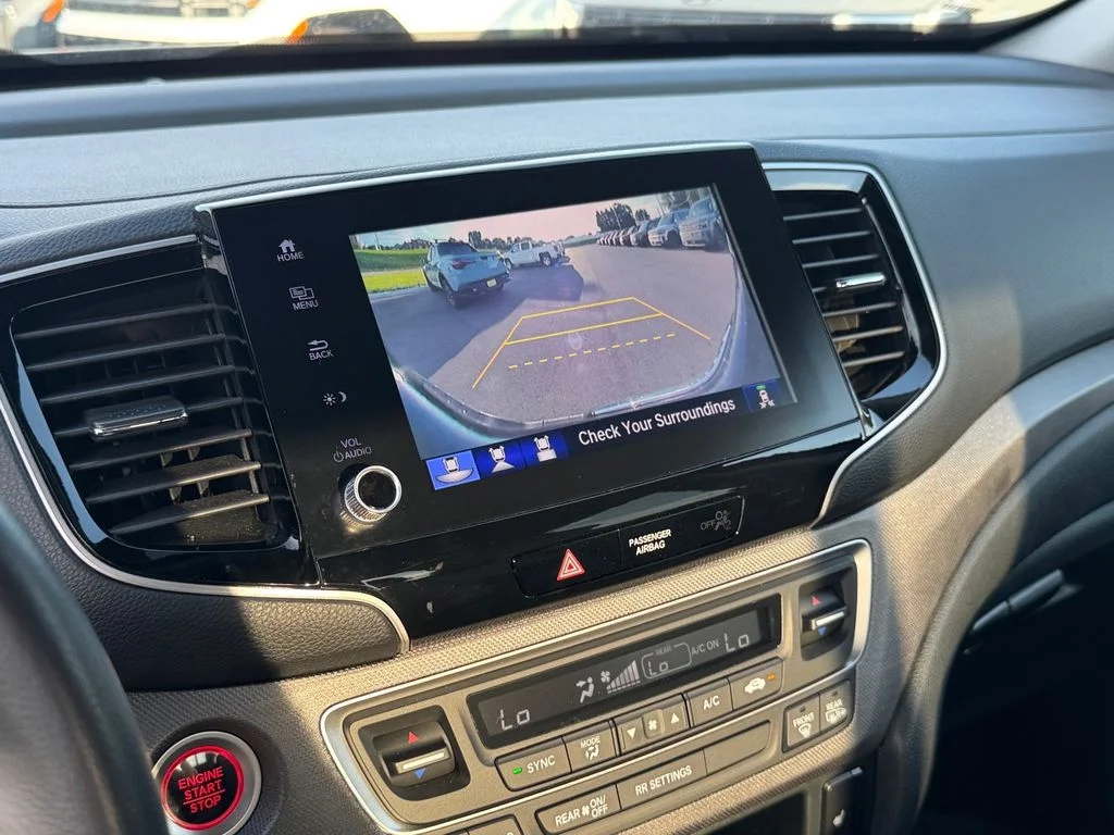 Used 2023  Honda RTL image 30