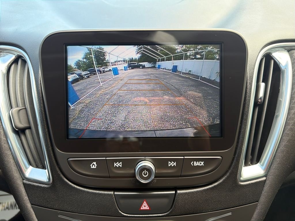 Used 2018 Black Chevrolet LT image 19