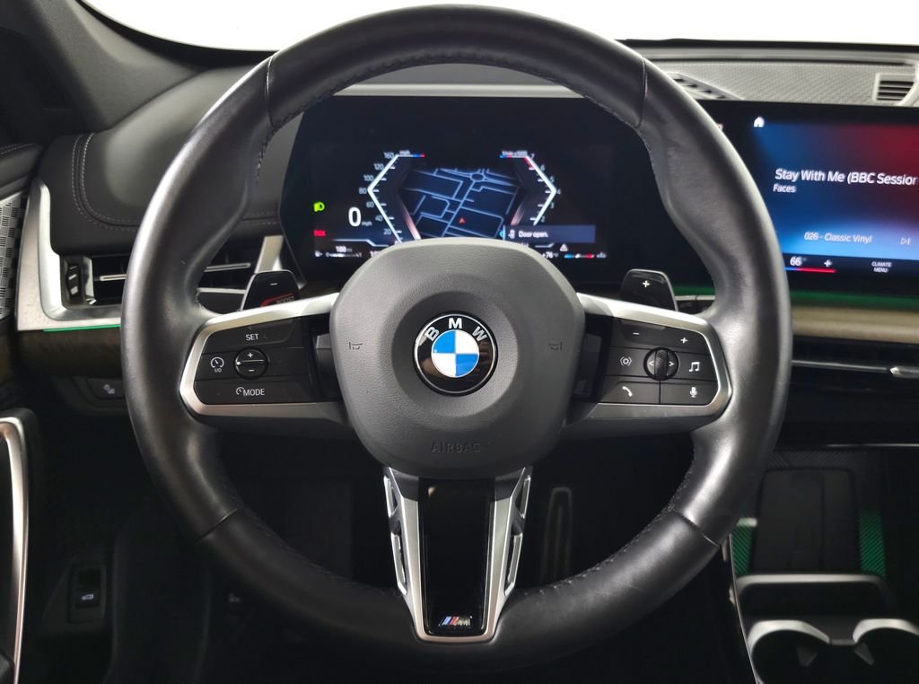 Used 2023 White Metallic BMW xDrive28i image 18