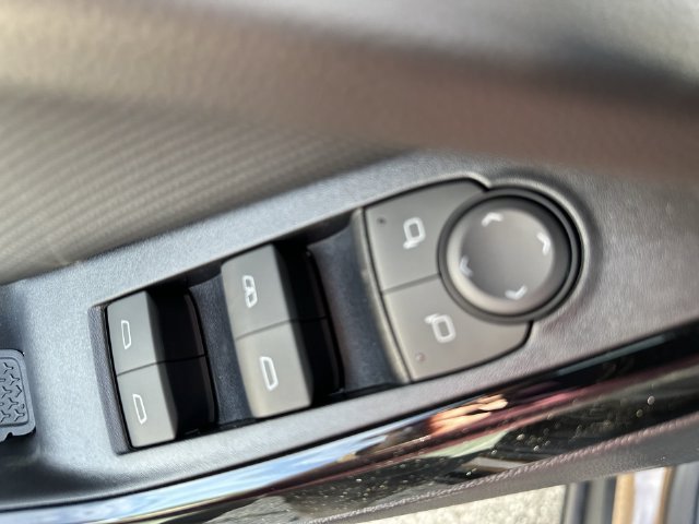 2027 Chevrolet Equinox LT - Photo 15