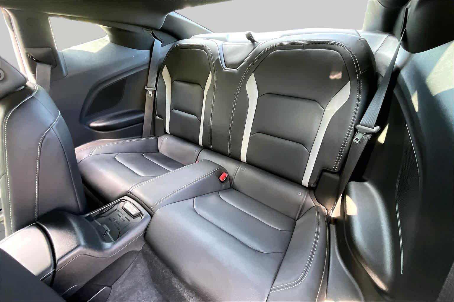 Used 2024 Summit White Chevrolet 3LT image 19