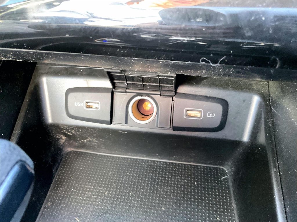 Used 2024 Hampton Gray Hyundai SE image 26