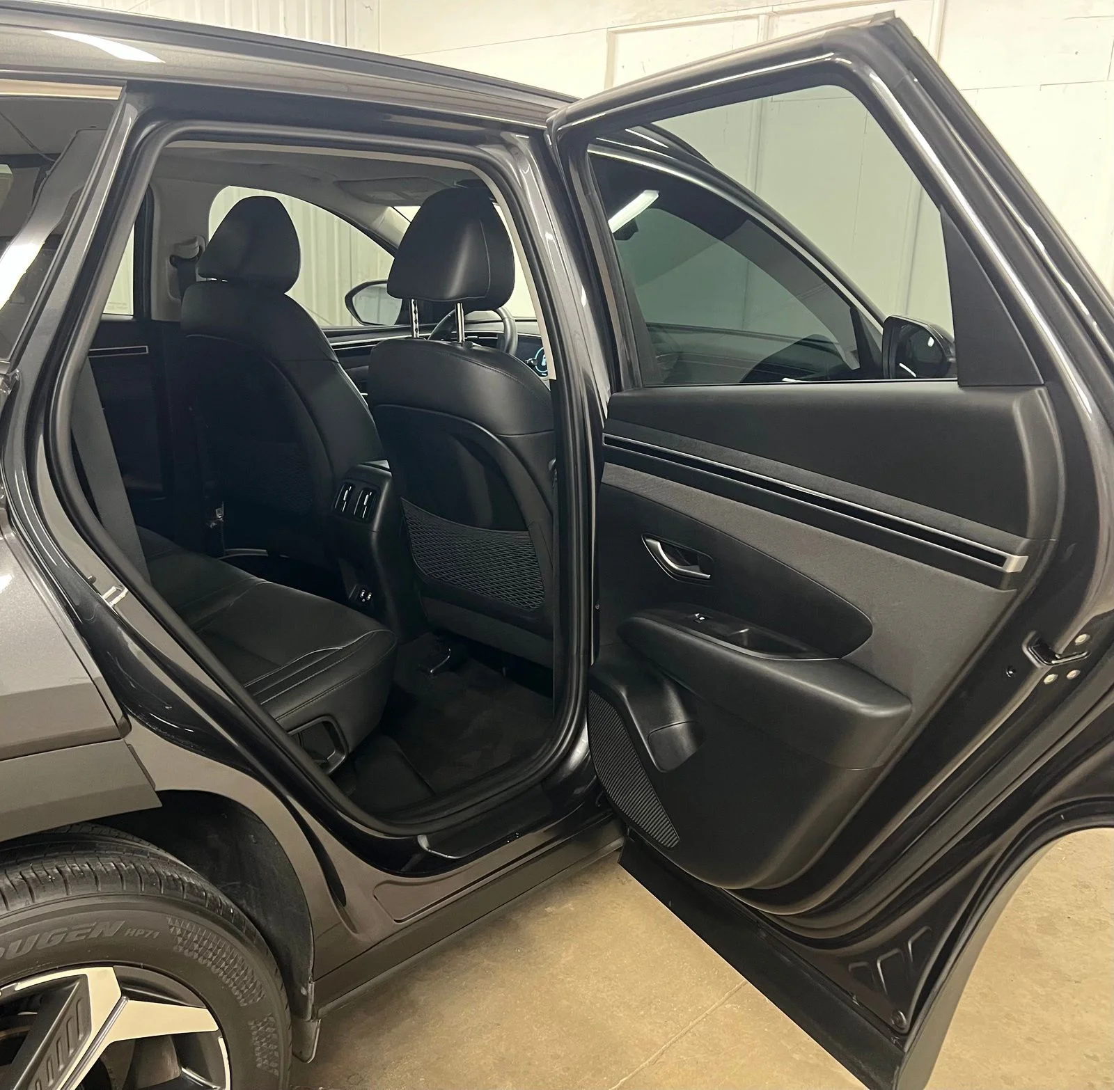 Used 2023 Gray Hyundai SEL image 19