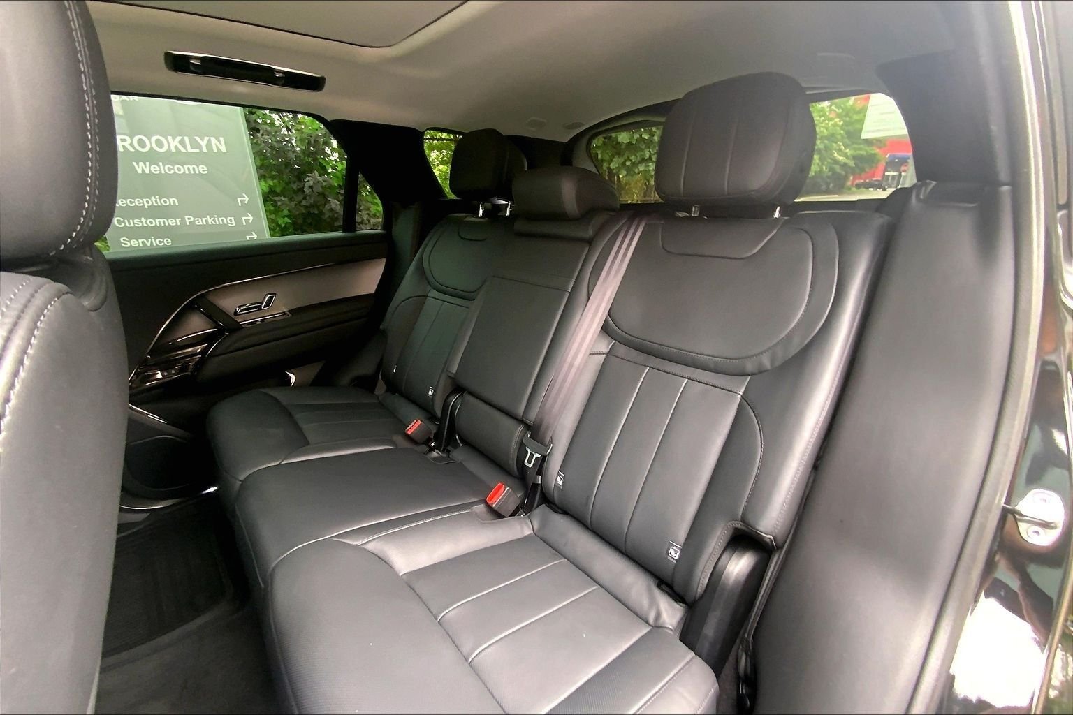 Certified Used 2024 Santorini Black Metallic Land Rover SE image 20