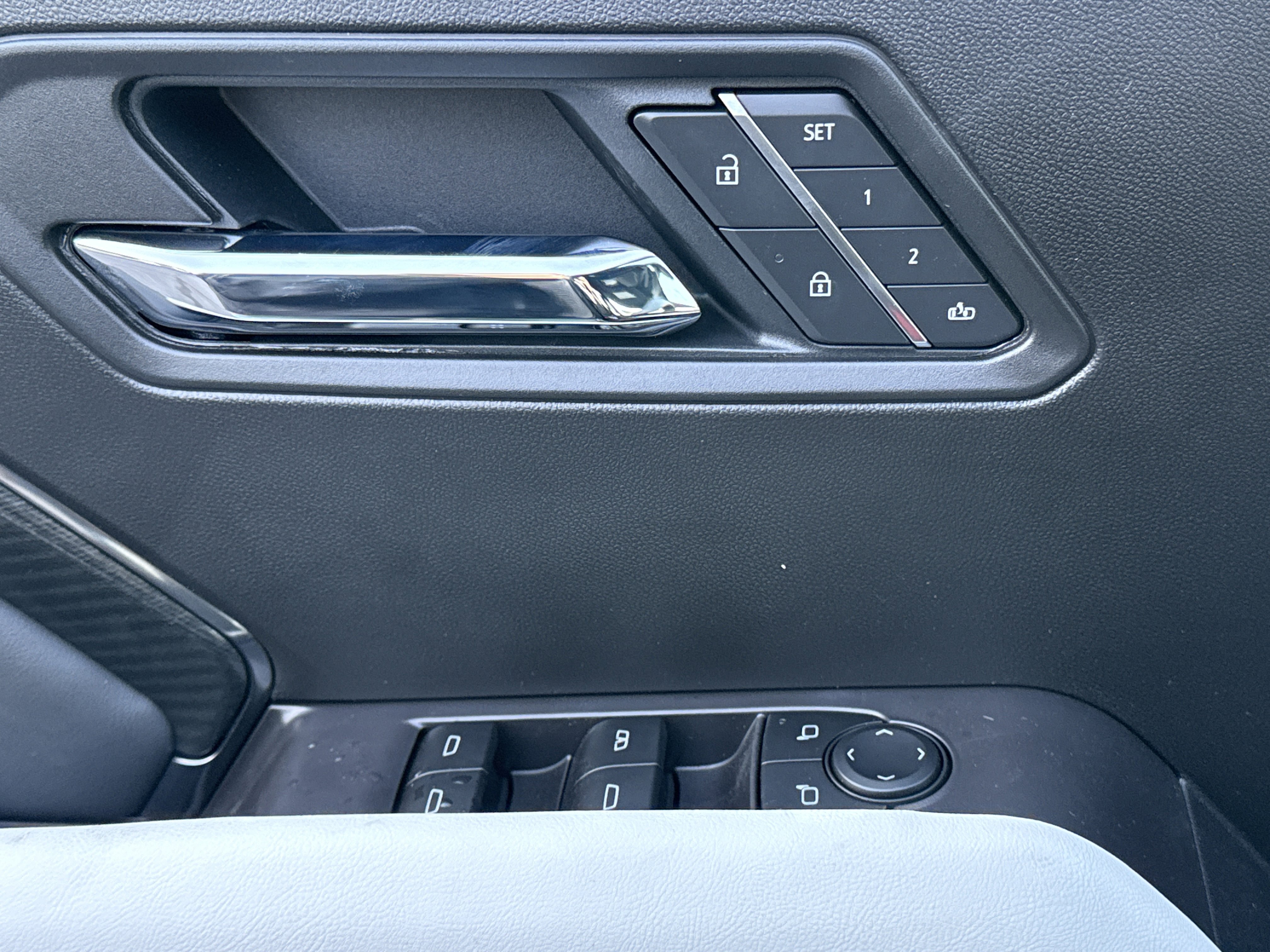 2026 GMC Canyon AT4X - Photo 19