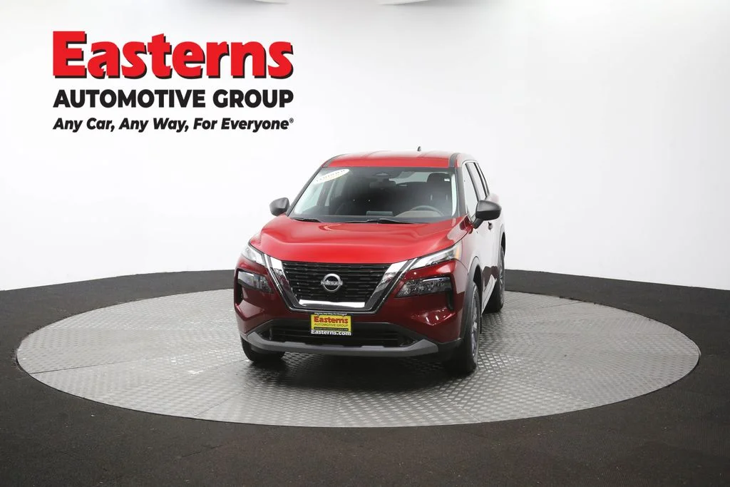 Used 2023 Red Nissan S image 55