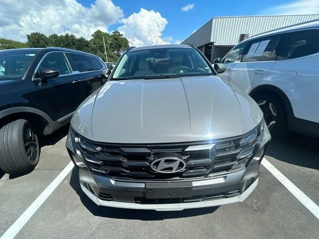 Used 2025 Gray Hyundai SEL image 2