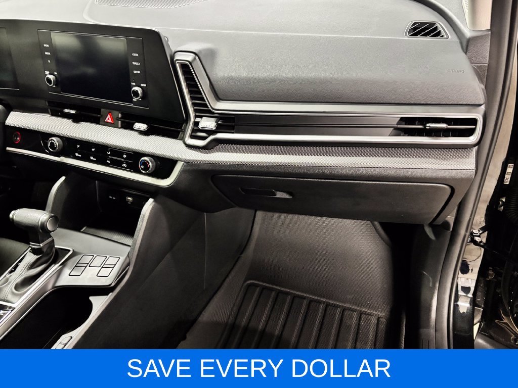 Used 2024 Black Kia LX image 21